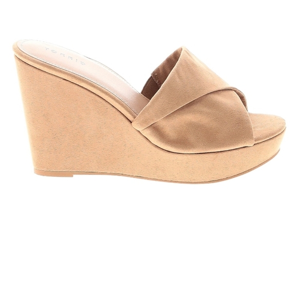 torrid Shoes - NWT Torrid tan beige vegan suede wedge sandal shoes women's size 9W